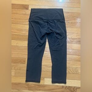 Lululemon Capri Charcoal Gray Leggings